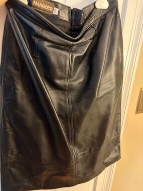 Mangol’s Vintage Black Leather Midi Skirt